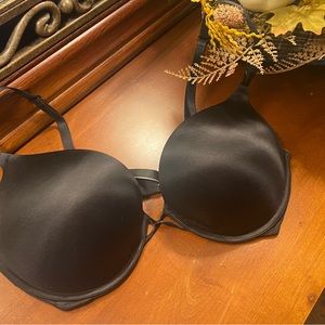 Victoria’s Secret Very Sexy Bombshell push-up bra